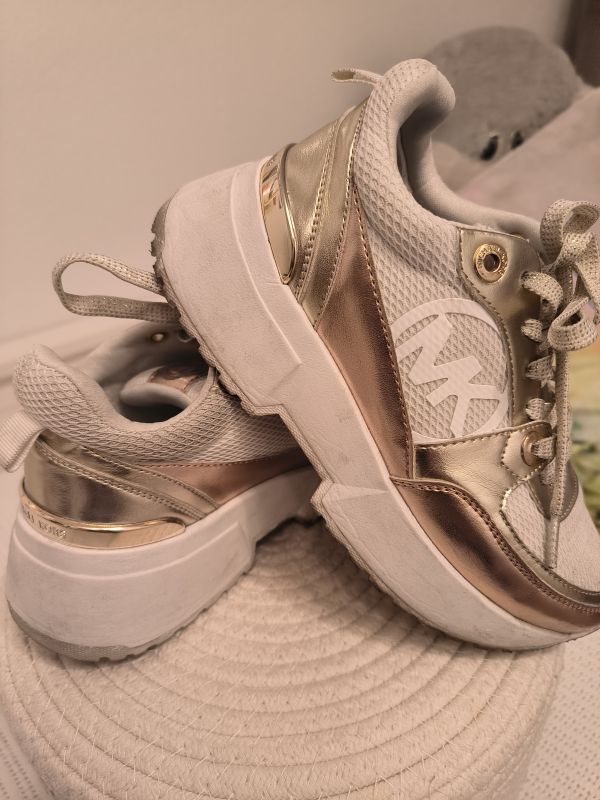 Mädchenschuhe